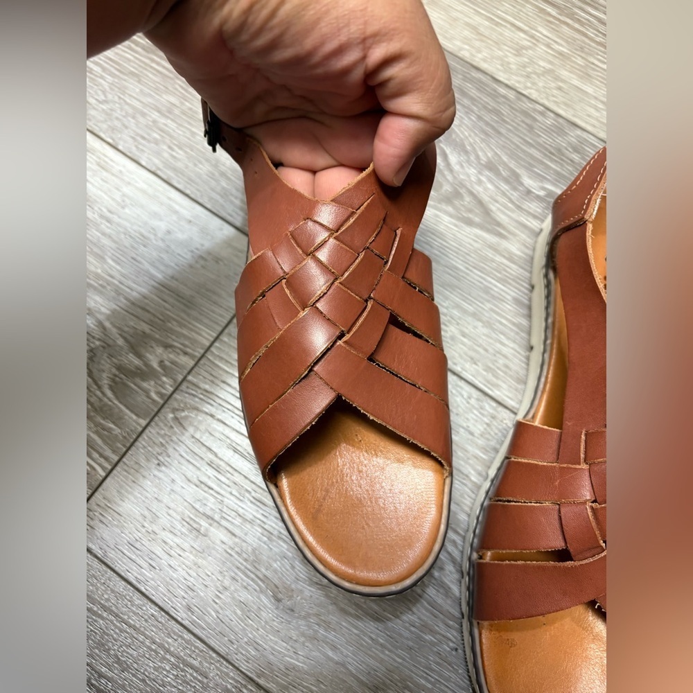 Huaraches Bearpaw Brown Leather Women's Sandals - Picture 2 of 9